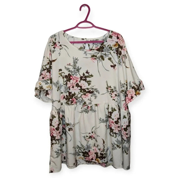 SHEIN Tops - SHEIN 4XL Plus Size Cream White & Floral Flowy Frill Sleeve Blouse